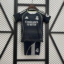 Kit Infantil Real Madrid Visitante 25/26